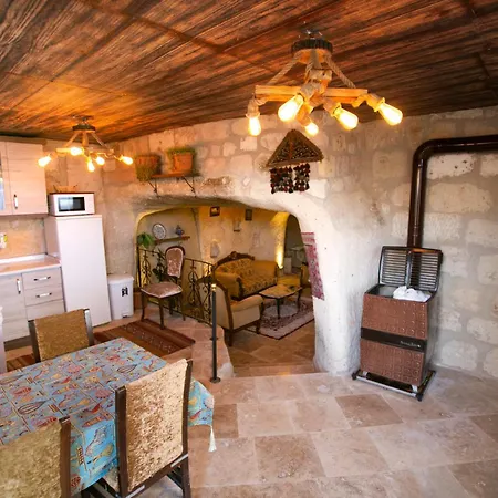 Kamelya Cave Hostel (Adults Only) Goreme Exterior photo